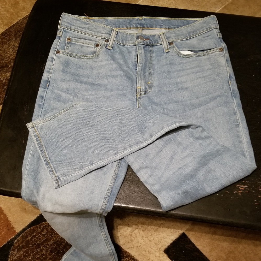 New light blue Levi 511 W34 L32